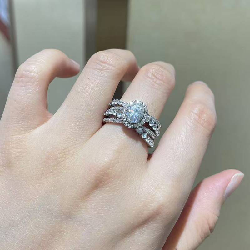 蛋形女戒S925银镀白金定制选款莫桑钻1.5ct